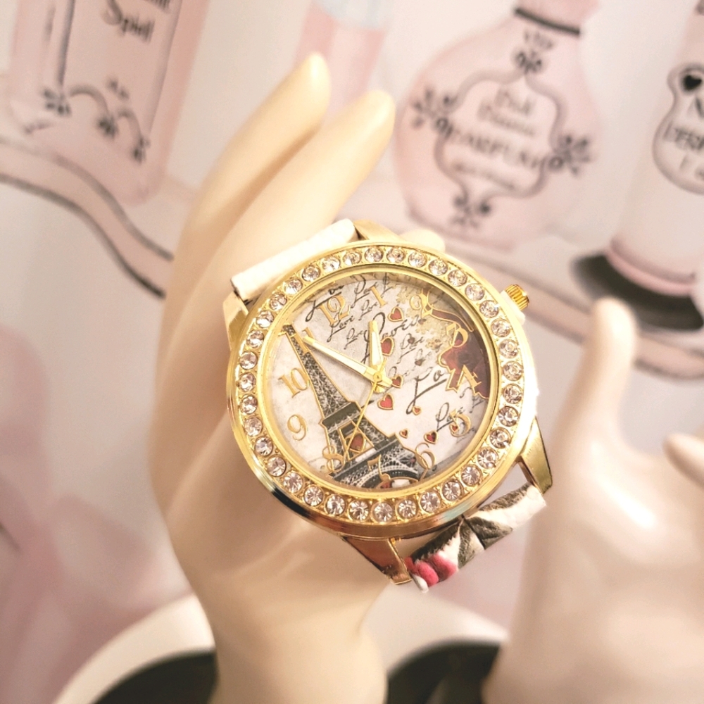 Parisienne style watch.